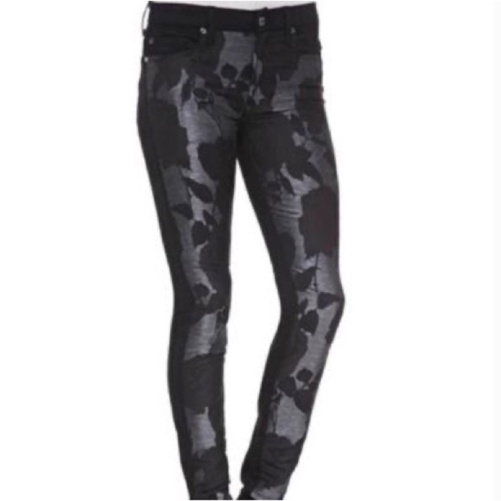 7 for all mankind Black jeans. Floral front, black back new never worn size 26